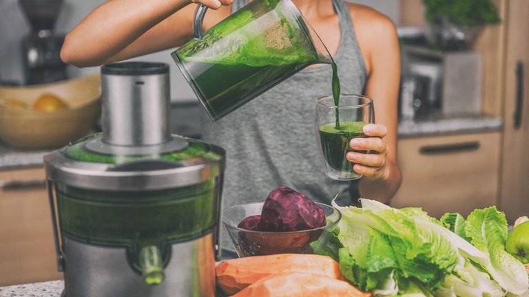Nên mua máy ép trái cây công suất bao nhiêu?