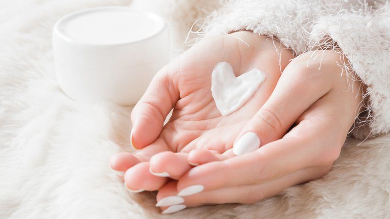 Kem dưỡng da Bubchen có tốt không? Top 5 kem dưỡng da cho bé tốt nhất 2021