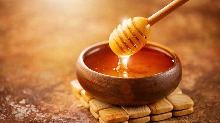 Mặt nạ bột mì sữa tươi mật ong – hiệu quả bất ngờ cho làn da của bạn