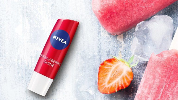 son dưỡng môi Nivea