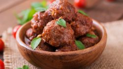 meatballs-sweet-sour-tomato-sauce-basil-wooden-bowl (1)