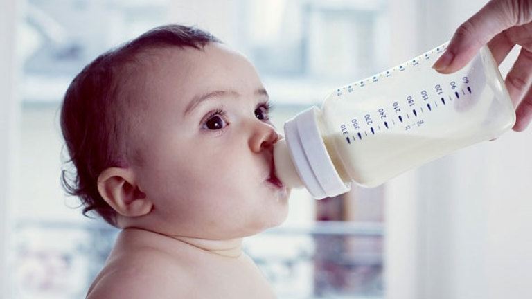 Bình sữa Olababy có tốt không? Cách chọn mua bình sữa tốt nhất cho trẻ sơ sinh